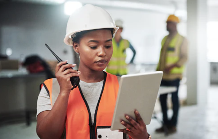 Powering Connection: The Evolution of Radios in Modern Communication
